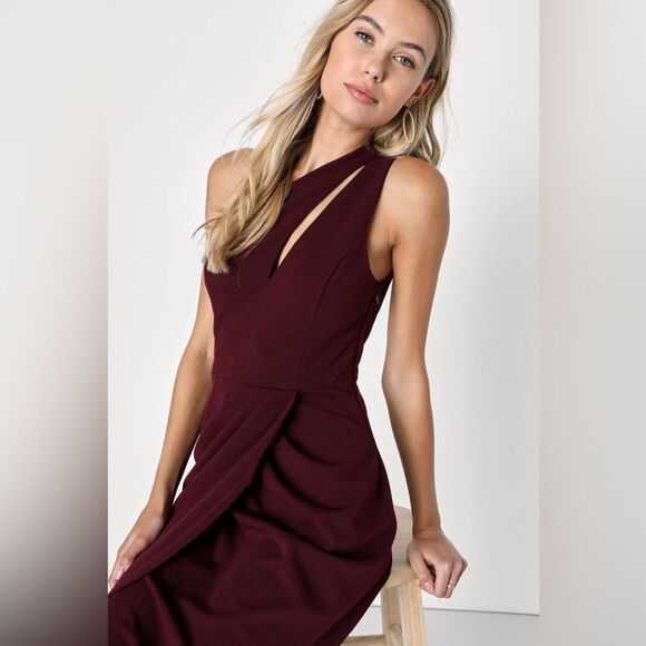 NWT Lulus So Flirty Burgundy One-Shoulder Cutout Asymmetrical Dress - Picture 3 of 7